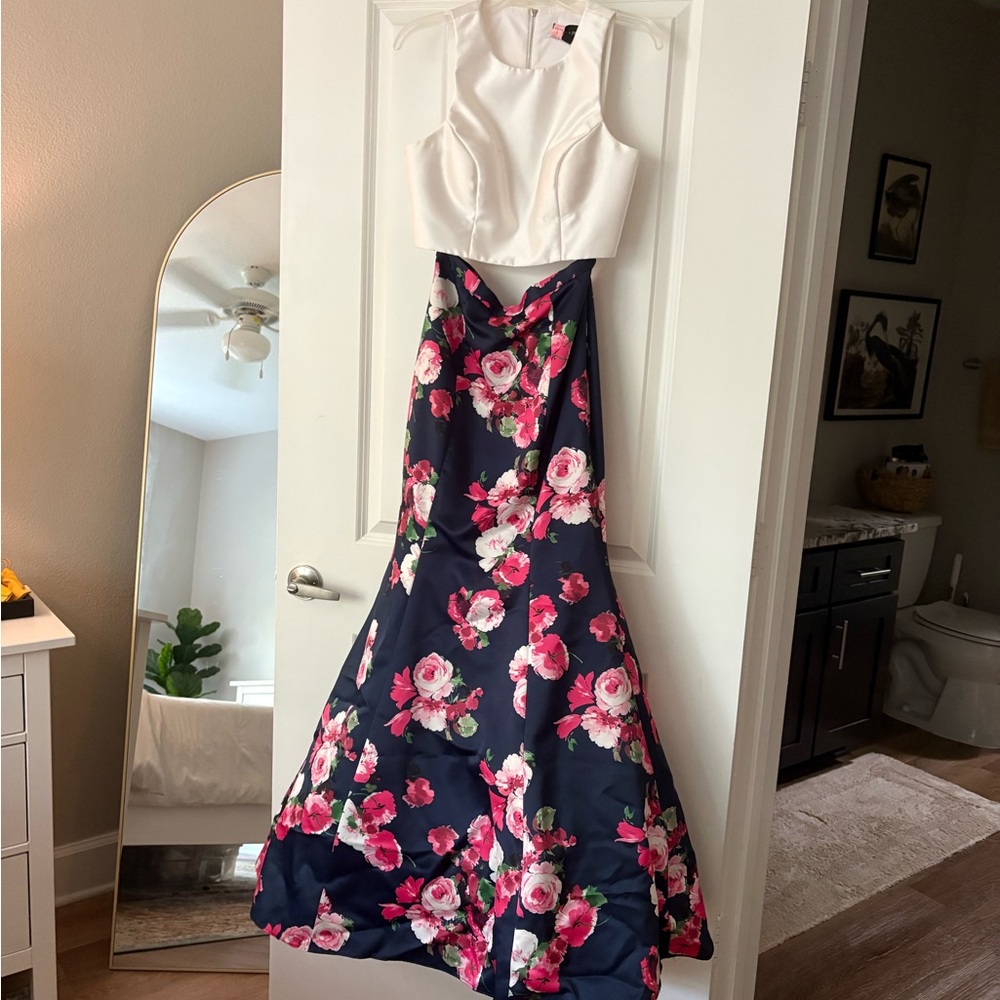 Floral Sleeveless 2-Piece Dress